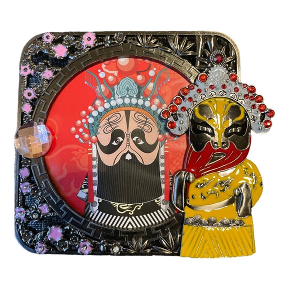 Peking Opera Mask Picture Frame - 4.5" x 4.5" - Metal and Plastic Window - Picture 1 of 3